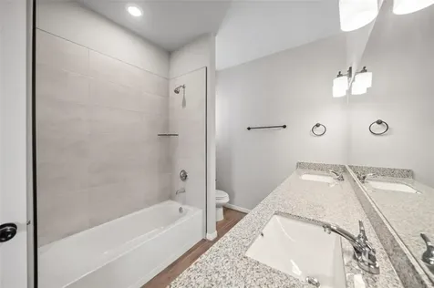 214 W Lewis Street Conroe TX 77301
