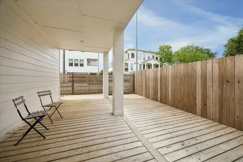 1622 Parker Street Houston TX 77007