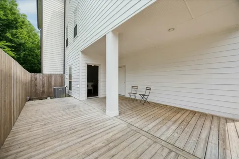 1622 Parker Street Houston TX 77007
