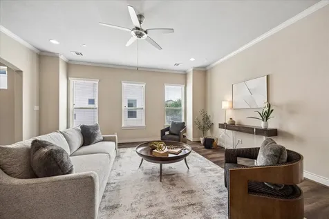 1622 Parker Street Houston TX 77007