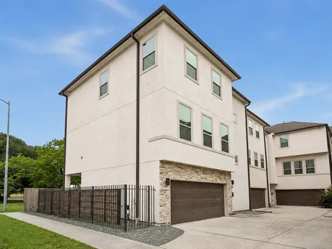 1622 Parker Street Houston TX 77007