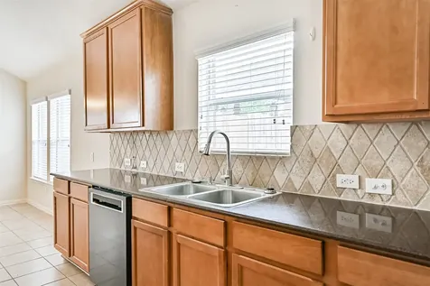 3430 Danbury Chase Trail Fresno TX 77545