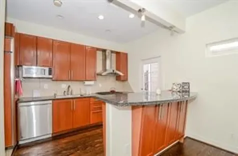 1401 Holly Street Houston TX 77007