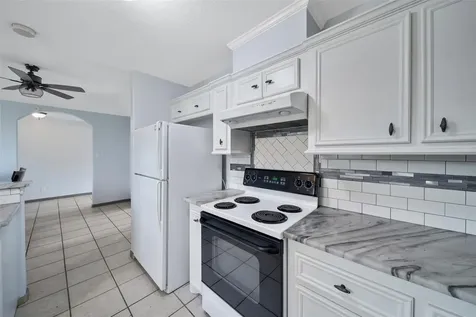 172 Oak Hill Drive Point Blank TX 77364