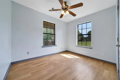 172 Oak Hill Drive Point Blank TX 77364