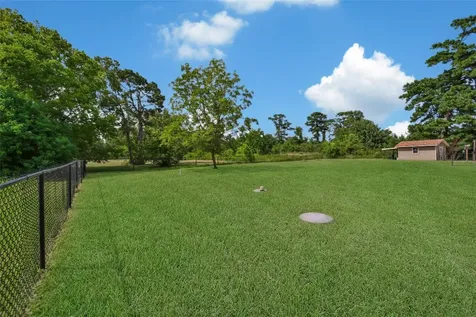 172 Oak Hill Drive Point Blank TX 77364