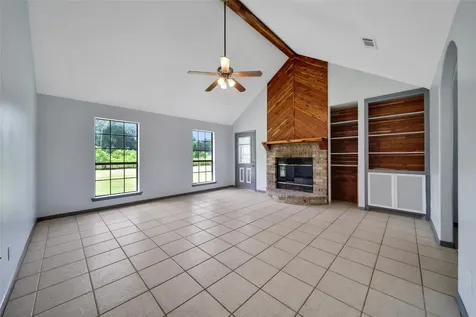 172 Oak Hill Drive Point Blank TX 77364