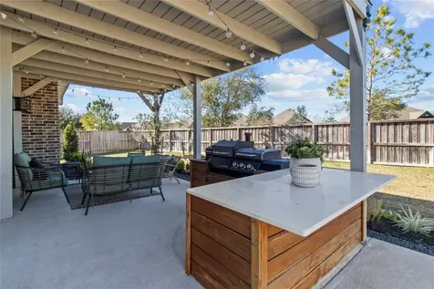 10010 Napier Drive Rosharon TX 77583