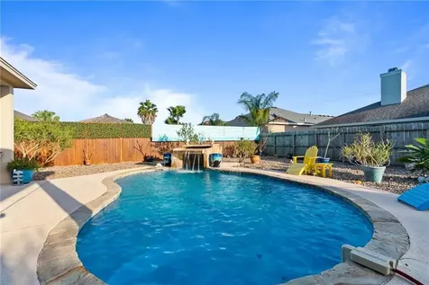 13857 Laffite Drive Corpus Christi TX 78418
