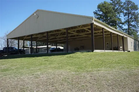 12091 Canal Street Willis TX 77318