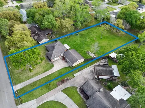 4409 Avenue J Santa Fe TX 77510