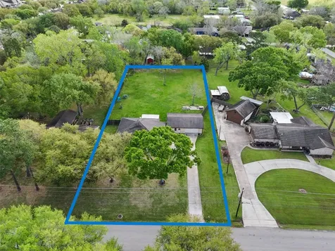 4409 Avenue J Santa Fe TX 77510