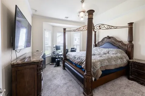 2318 N Red Slate Drive Rosharon TX 77583