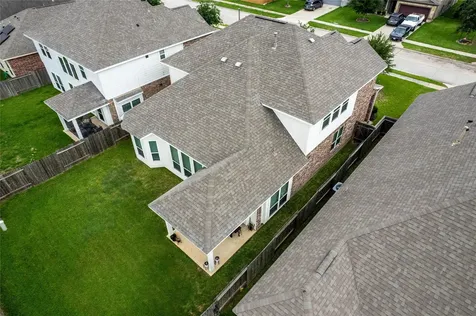 2318 N Red Slate Drive Rosharon TX 77583