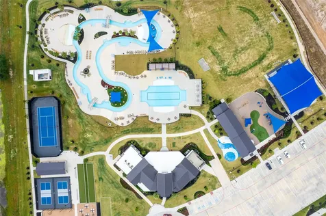 2318 N Red Slate Drive Rosharon TX 77583