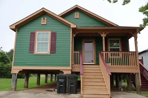 6717 Hawthorne Road Hitchcock TX 77563