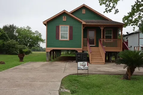 6717 Hawthorne Road Hitchcock TX 77563