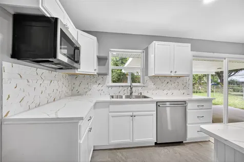 11226 Huggins Drive Houston TX 77035