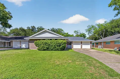 11226 Huggins Drive Houston TX 77035