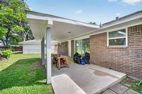 11226 Huggins Drive Houston TX 77035