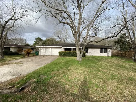 802 Mable Avenue El Campo TX 77437