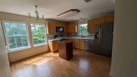 2567 Avenue D Dickinson TX 77539