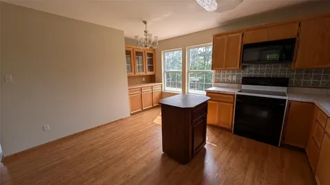 2567 Avenue D Dickinson TX 77539
