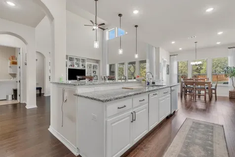 414 Painted Creek Way Kyle TX 78640