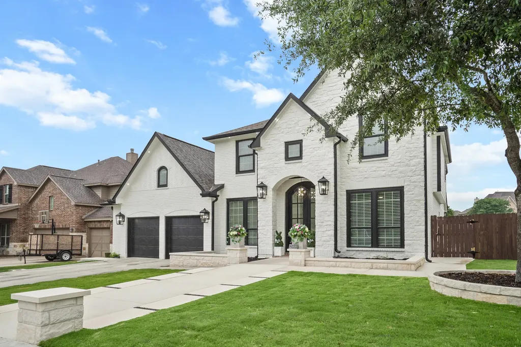 25519 Stormy Rock San Antonio TX 78255