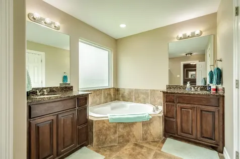 6108 Fox Ridge Drive Angleton TX 77515