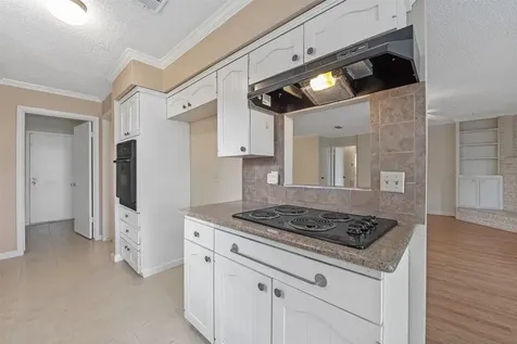 807 Seacliff Drive Houston TX 77062