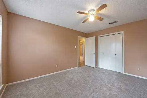 807 Seacliff Drive Houston TX 77062