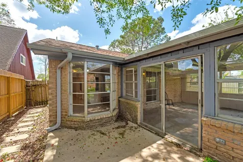807 Seacliff Drive Houston TX 77062