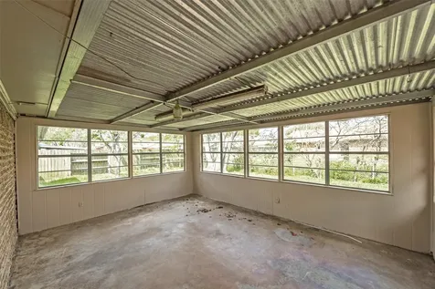 807 Seacliff Drive Houston TX 77062