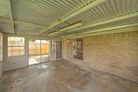 807 Seacliff Drive Houston TX 77062