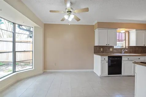 807 Seacliff Drive Houston TX 77062