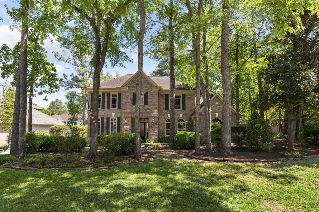 10 Scenic Mill Place The Woodlands TX 77382