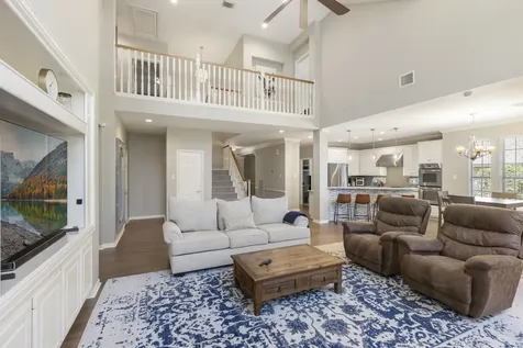 10 Scenic Mill Place The Woodlands TX 77382