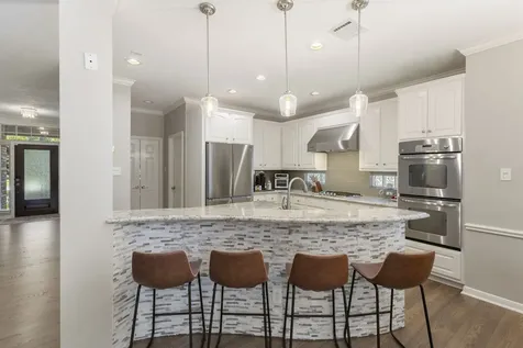 10 Scenic Mill Place The Woodlands TX 77382