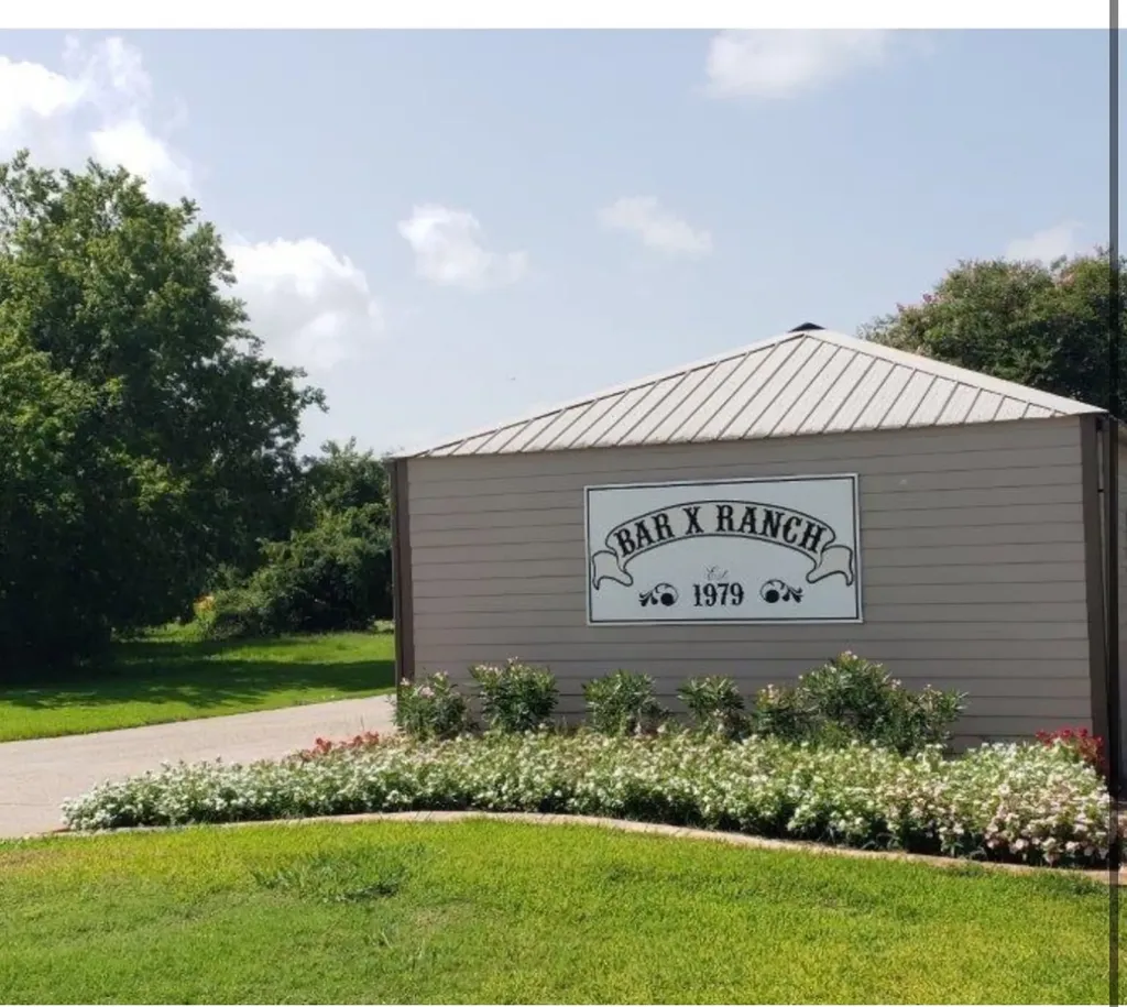 652 Pony Trail Angleton TX 77515