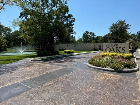 11827 Tara Plantation Drive Tomball TX 77375