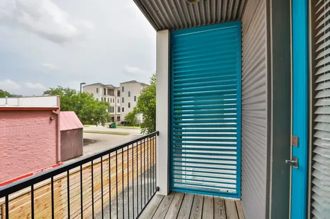 1909 Oakdale Street Houston TX 77004