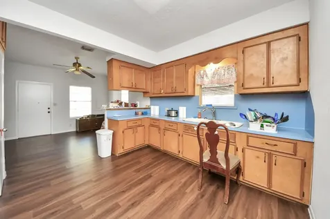 820 6th Street Rosenberg TX 77471