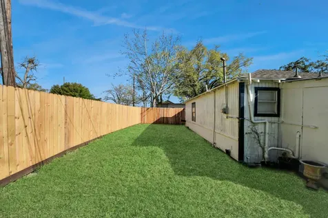 820 6th Street Rosenberg TX 77471