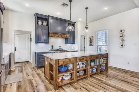 233 Randi Road Bellville TX 77418