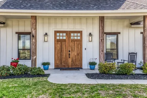 233 Randi Road Bellville TX 77418