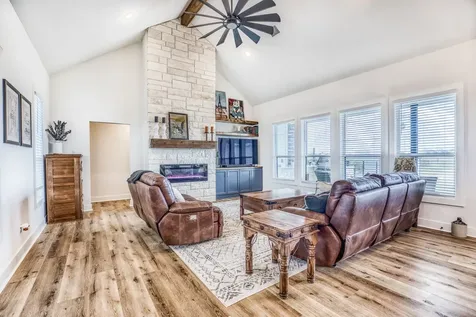 233 Randi Road Bellville TX 77418