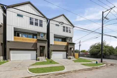 5113 Avenue J Houston TX 77011
