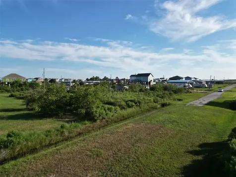 170 Ocean Sand Crystal Beach TX 77650