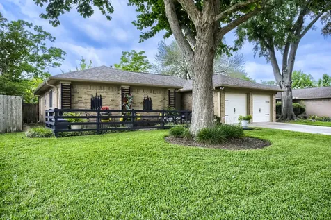 442 Elder Vista Drive Houston TX 77598